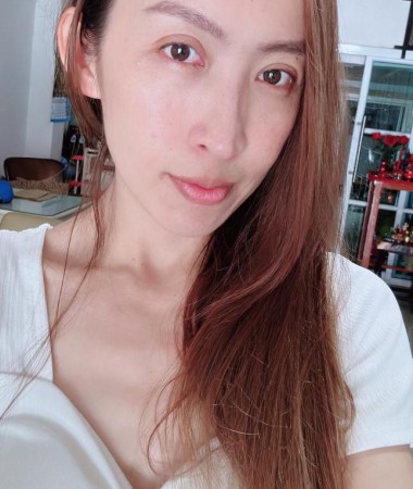 Ying, 44 ans