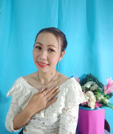 Nok, 49 ans