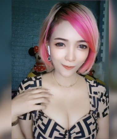 Satang, 34 ans
